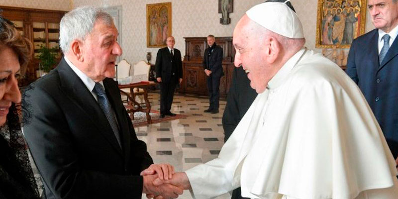 Encuentro Papal con Presidente de Irak: Diálogo por la Paz en Medio Oriente